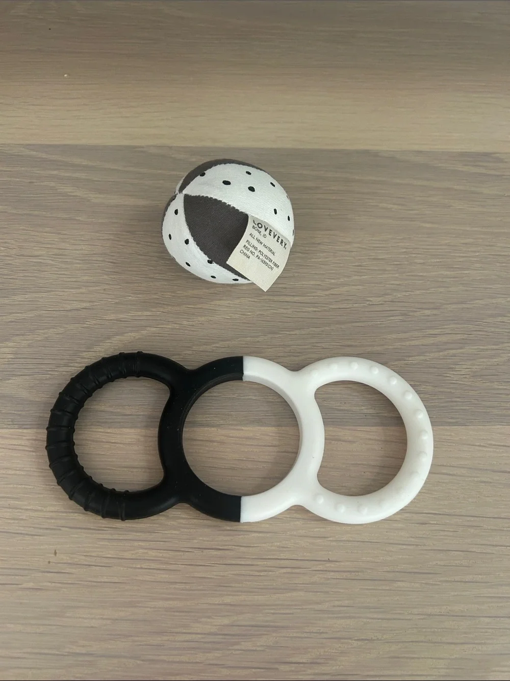 Lovevery Black & White Baby Teether & Rattle Ball Montessori Learning Toy 0mo+
